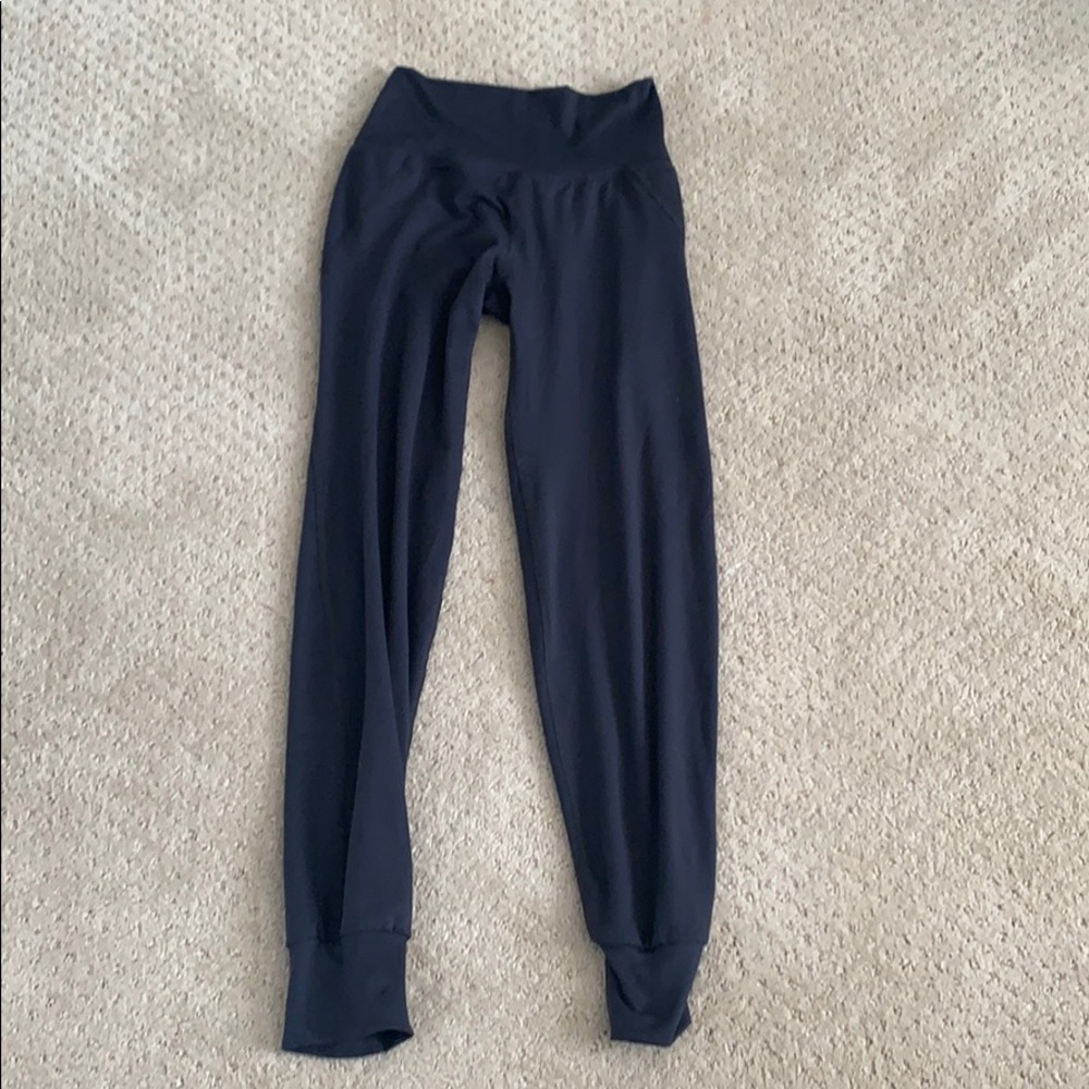 essential jogger